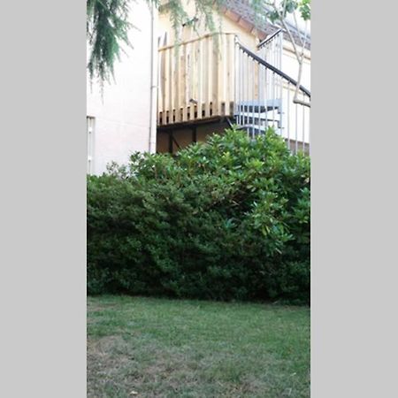 Studio Cosy Douillet Et Fonctionnel Apartamento Savigny-le-Temple Exterior foto